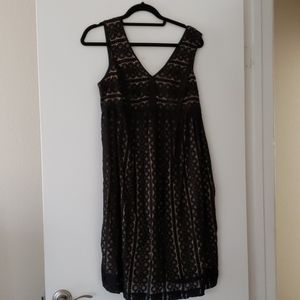 Ann Taylor Loft Maternity Dress Size 4 NWT